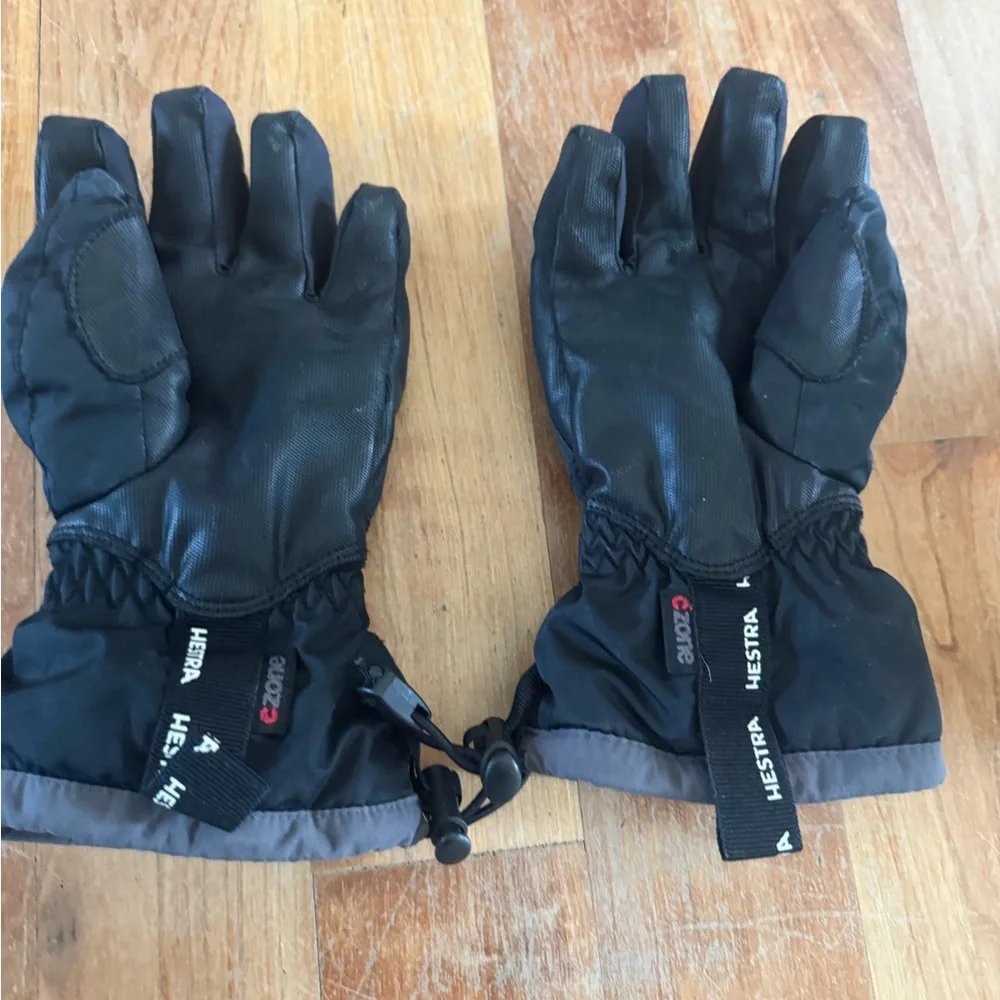 Hestra Black Ski Gloves - Picture 1 of 4